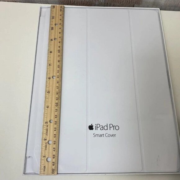 Apple iPad Pro Smart Cover White 12.9" Polyurethane Magnetic Wake/Sleep Function - Picture 2 of 5